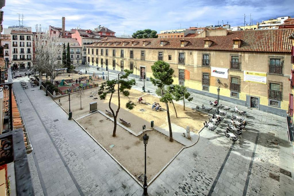 Cozy Flat In The Center Of Madrid-Comend-3-De Екстериор снимка
